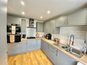 Kitchen- click for photo gallery